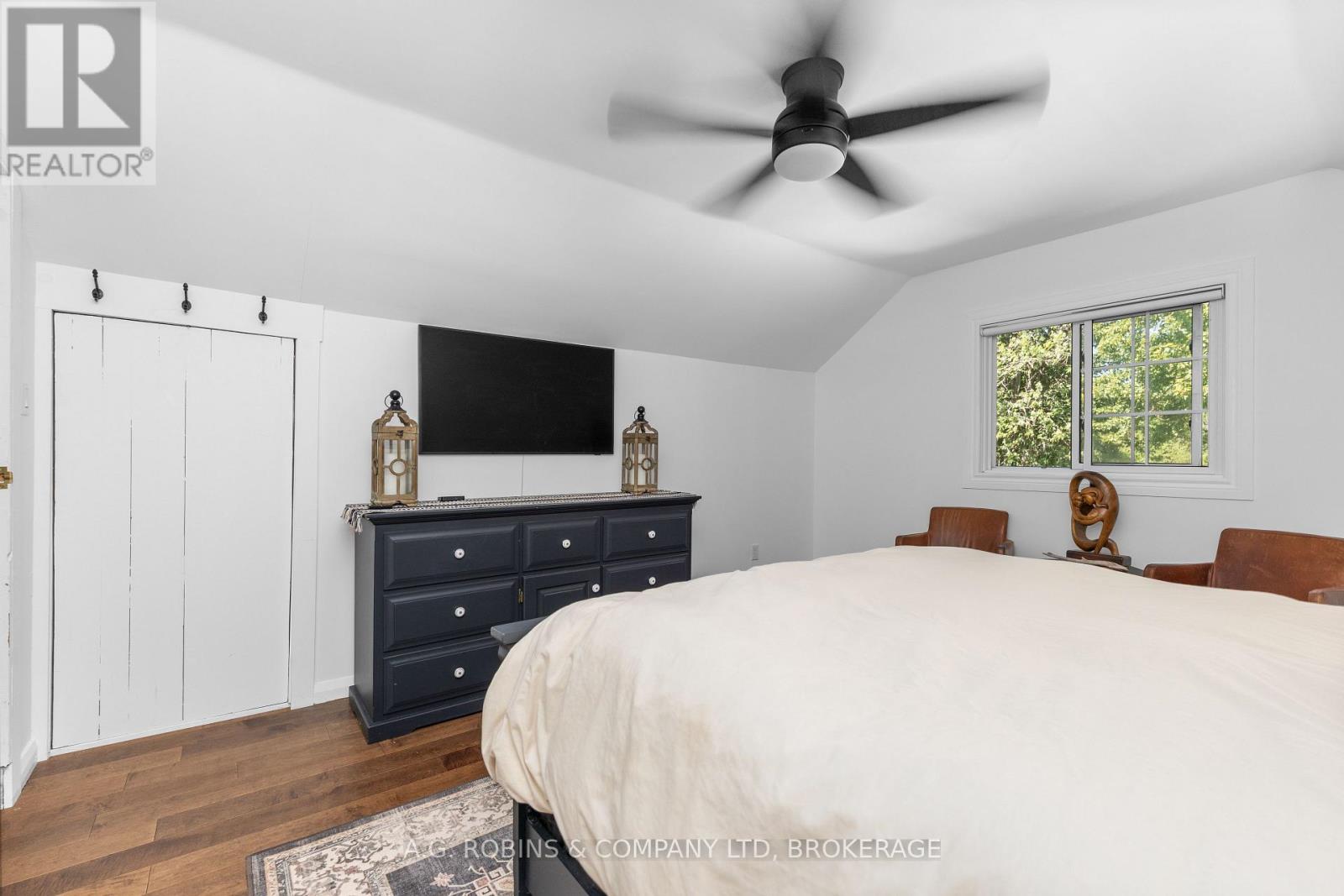 972 SILVER BAY ROAD - Image 35