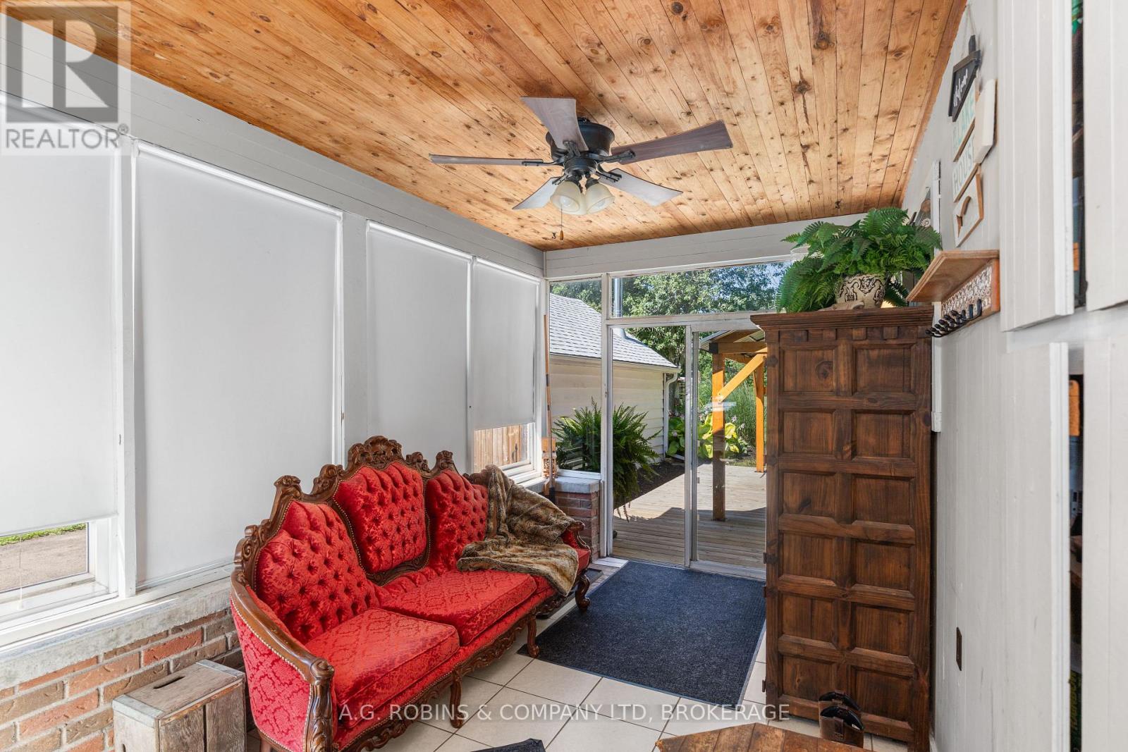 972 SILVER BAY ROAD - Image 38