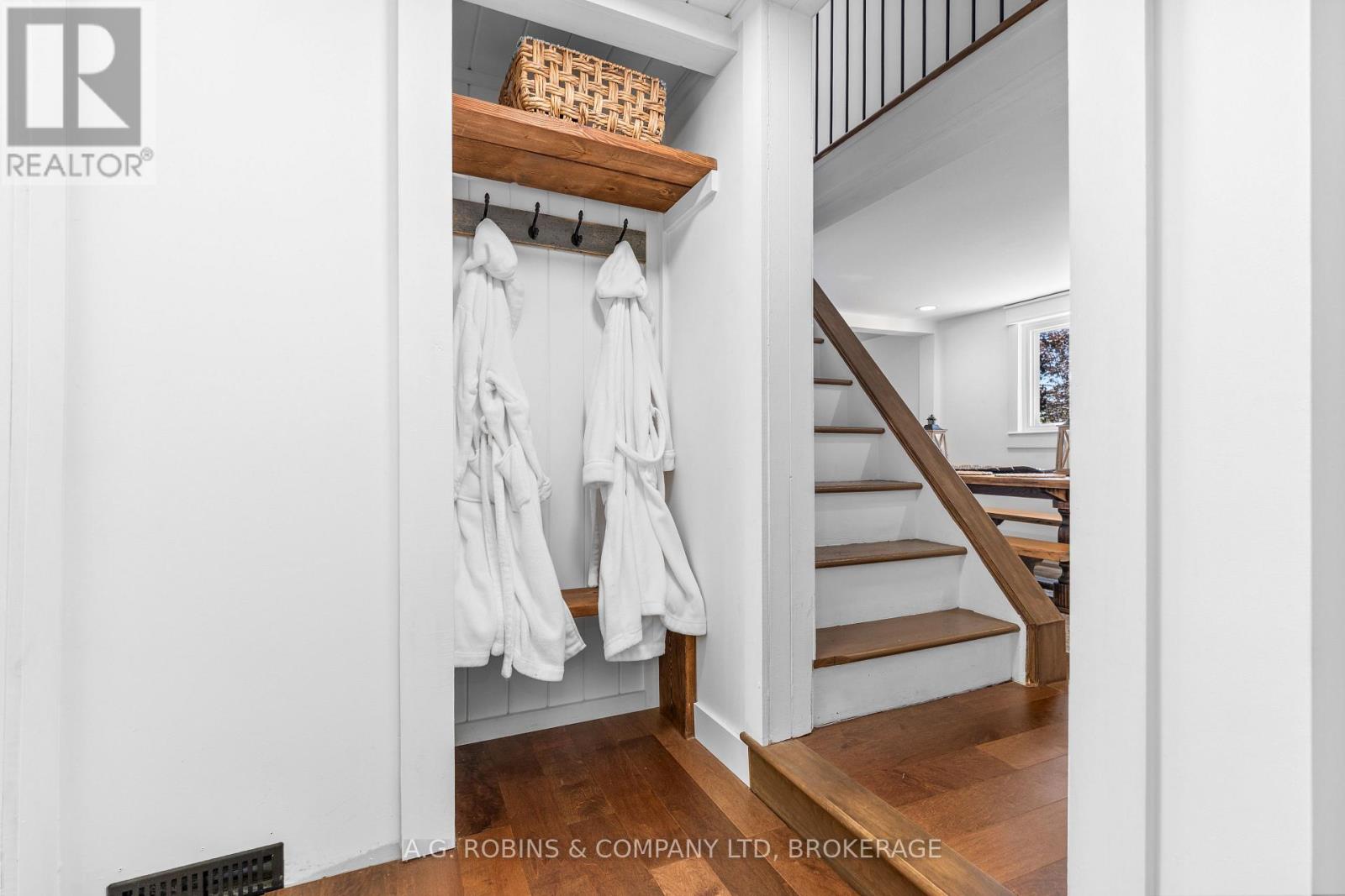 972 SILVER BAY ROAD - Image 21