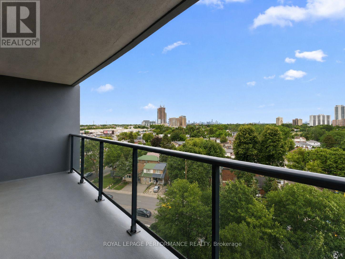 1002 - 757 Victoria Pk Avenue