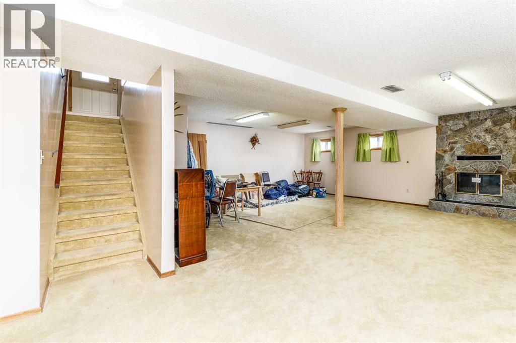 88 McCullough  Cresent, Red Deer