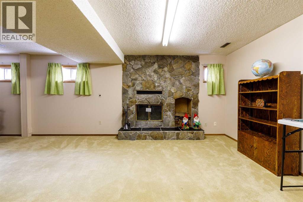 88 McCullough  Cresent, Red Deer