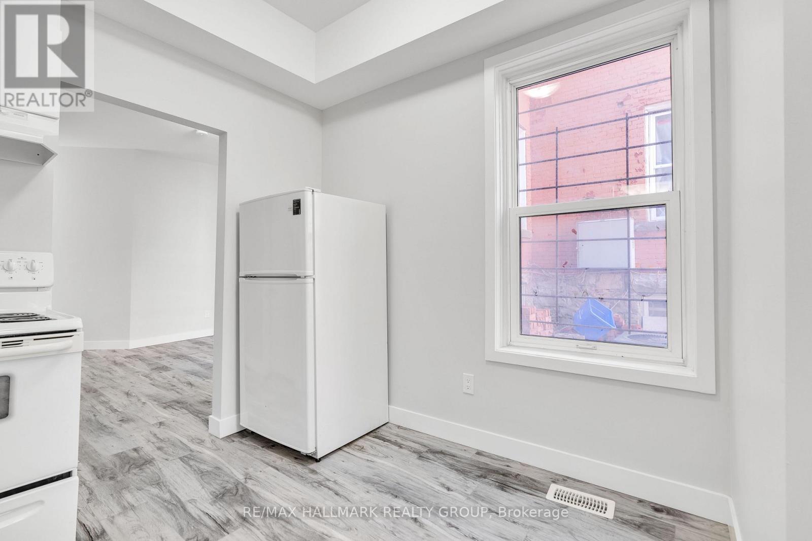 2 Bed, 1 Bath Multi-Family for Rent in Ottawa – 6 – 259 SOMERSET STREET E, Ottawa – MLS# X13625586 - Image 8