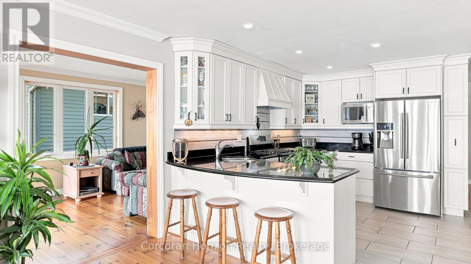 380 ROBINS POINT ROAD - 14