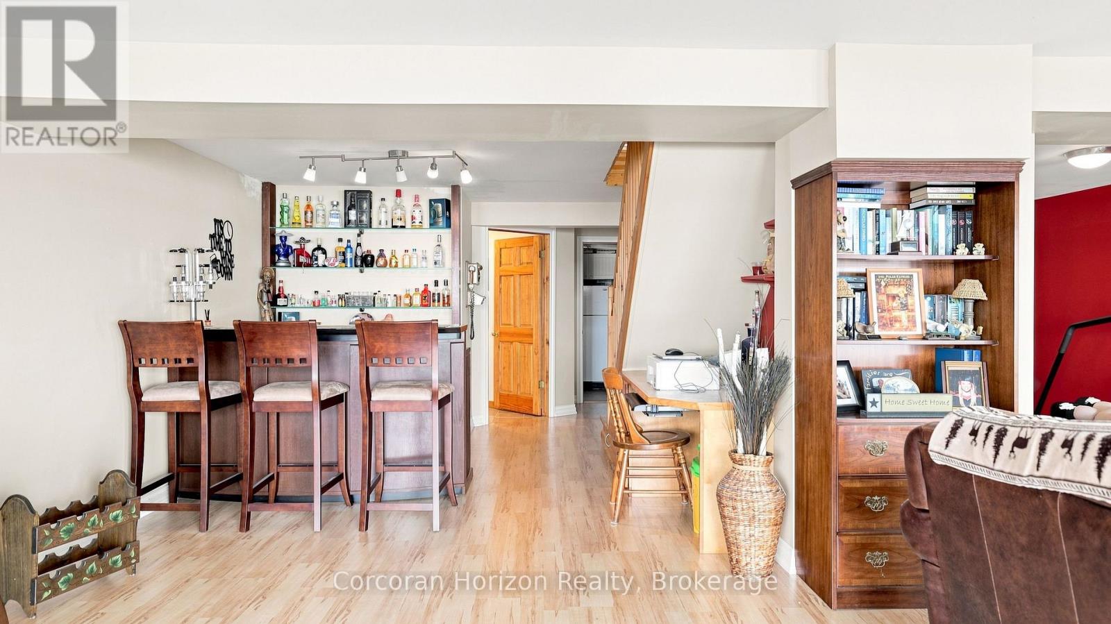 380 ROBINS POINT ROAD - Image 34