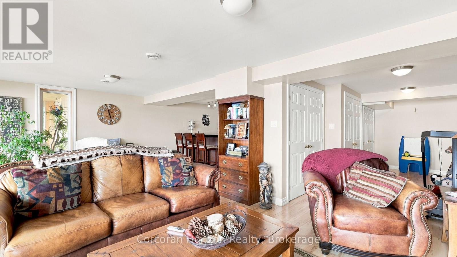 380 ROBINS POINT ROAD - Image 33