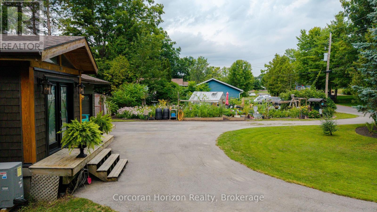 188 LODGE ROAD - Image 44