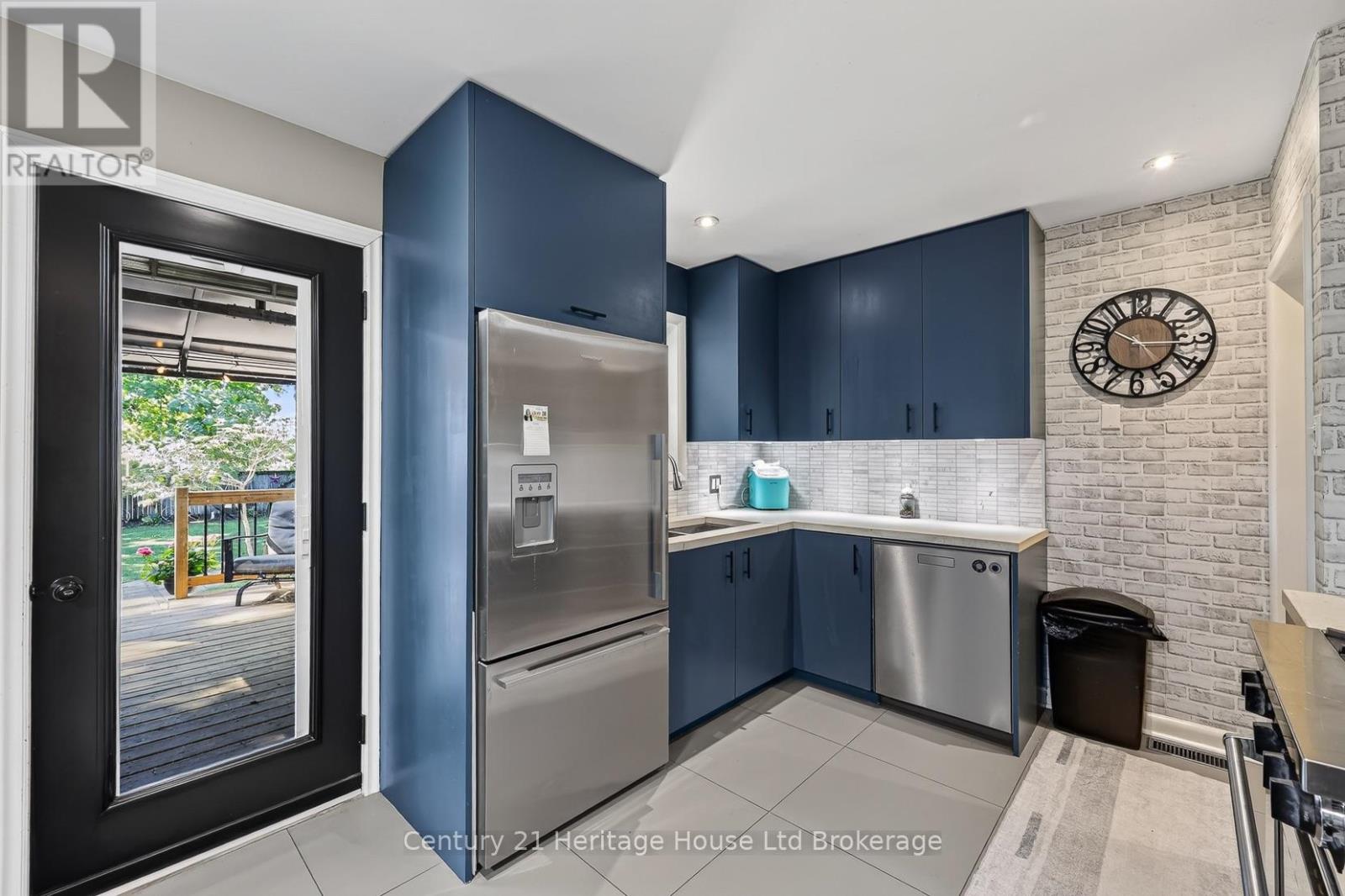 105 CONCESSION STREET W - Image 11