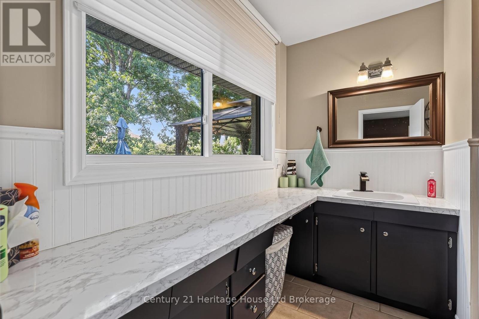 105 CONCESSION STREET W - Image 21