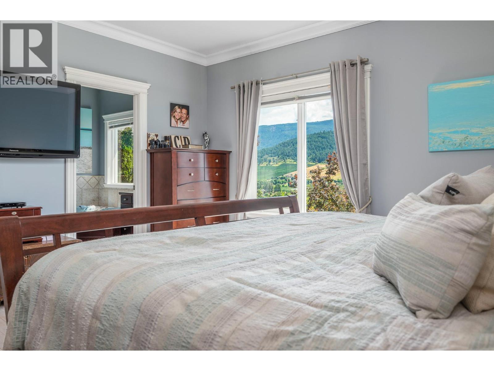 8853 Braeburn Drive - Image 24