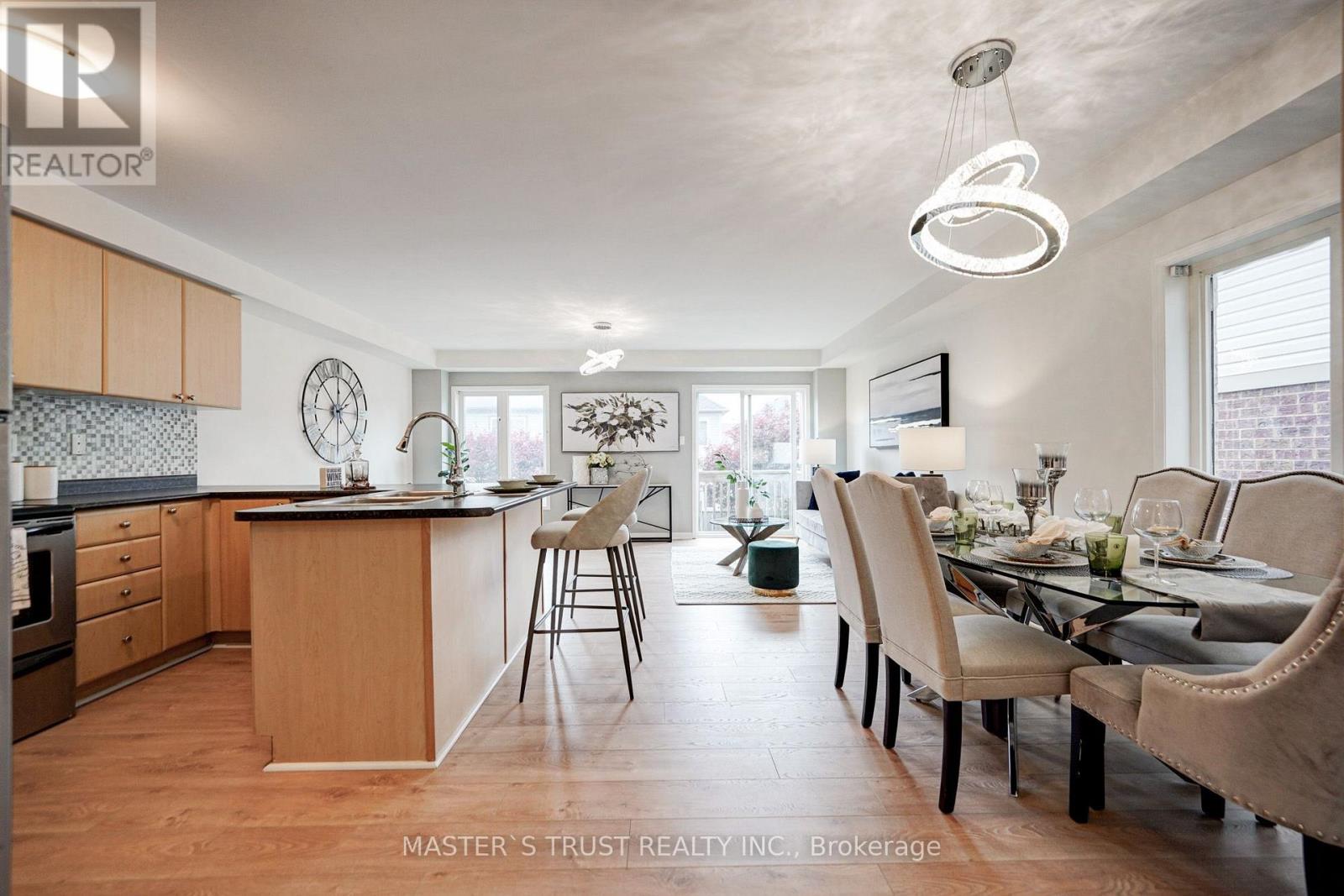 55 BETTINA PLACE - 12