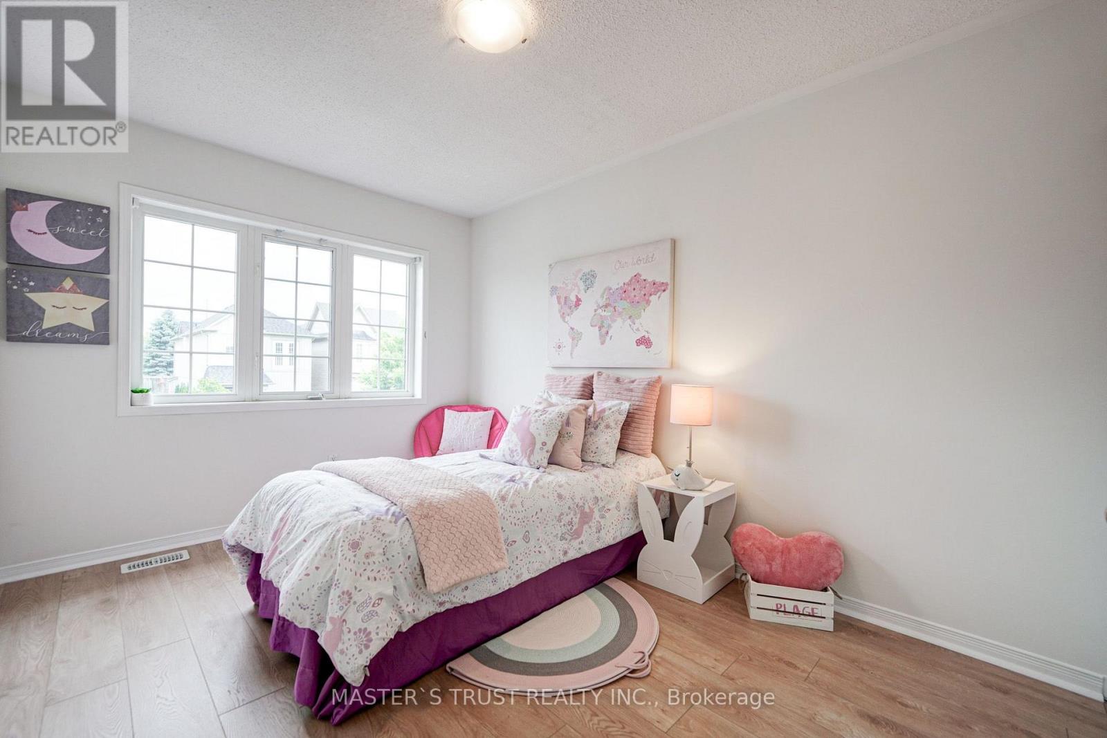 55 BETTINA PLACE - 16
