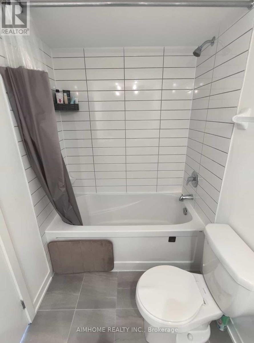 #403 1525 KINGSTON ROAD - 12
