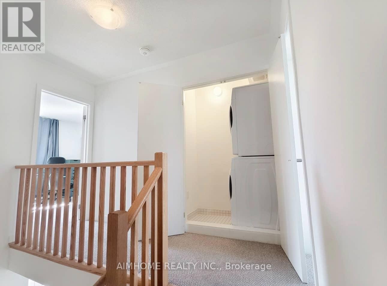 #403 1525 KINGSTON ROAD - 17