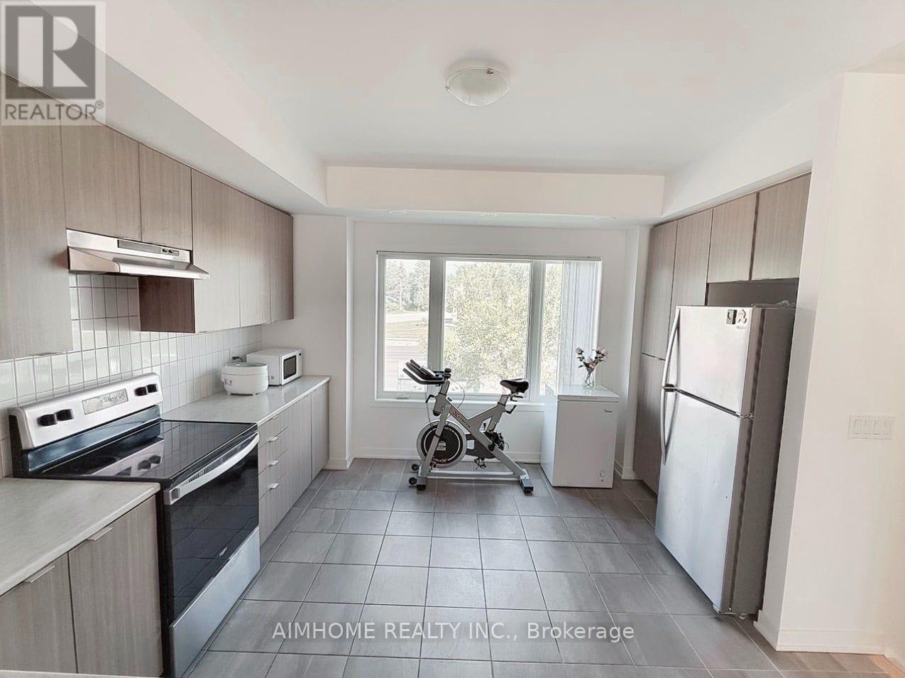 #403 1525 KINGSTON ROAD - 5