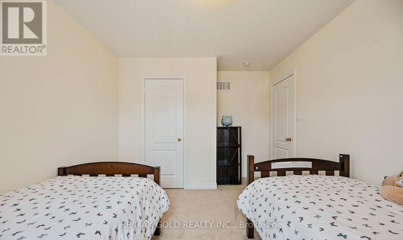 7 BELLOTTI CRESCENT - 27