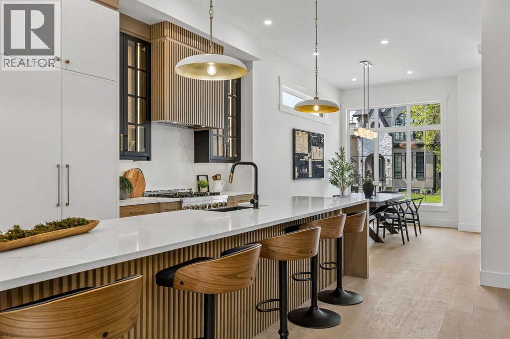 2708 18 Street NW - 10