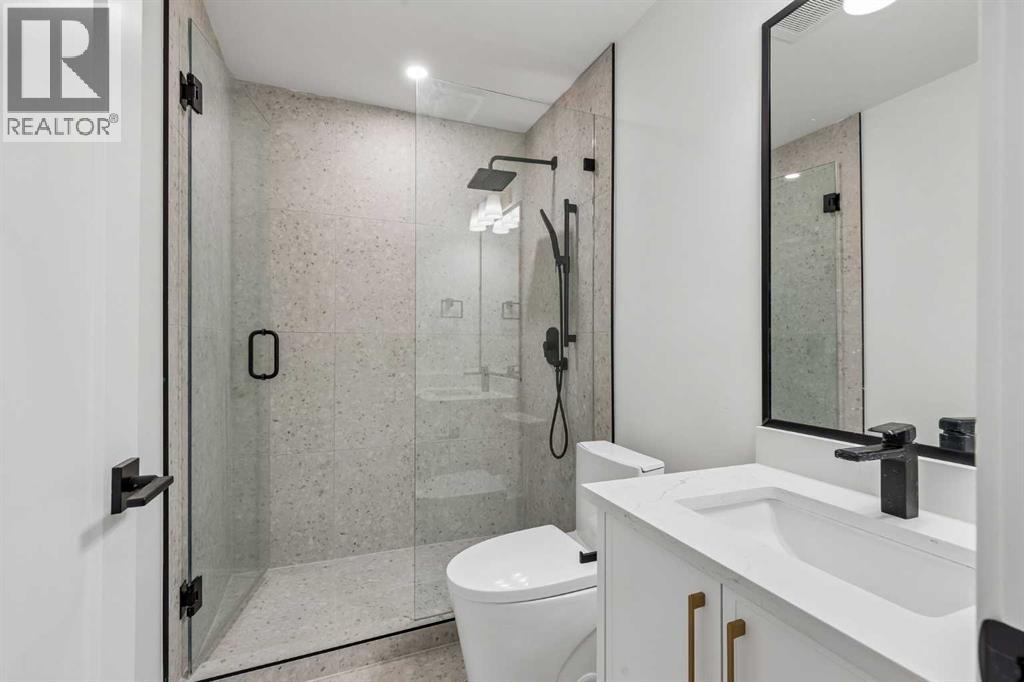 2708 18 Street NW - 34