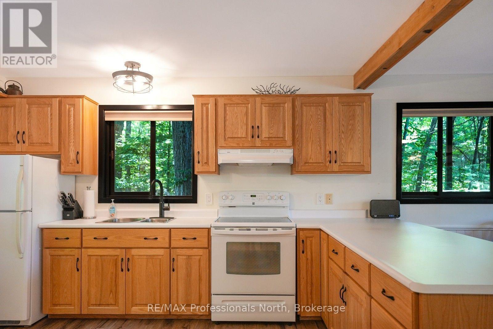 11230 HUNTER (WAO) ISLAND - 18