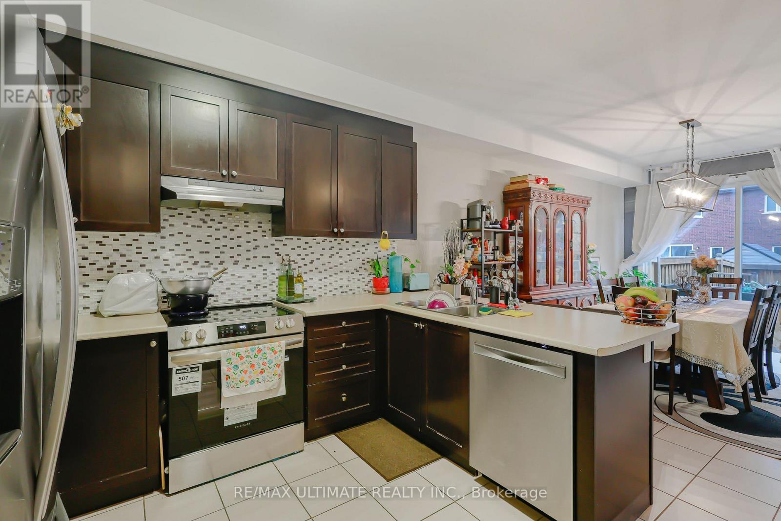 42 WALKER BOULEVARD - 13