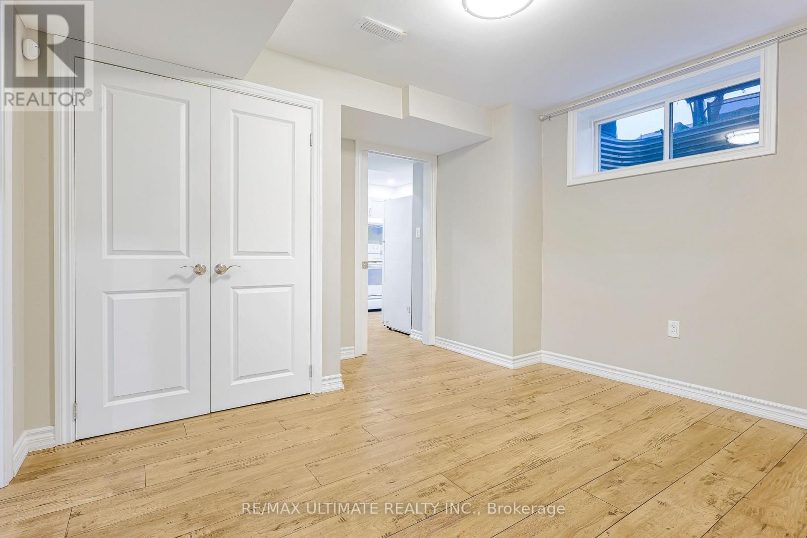 42 WALKER BOULEVARD - 33