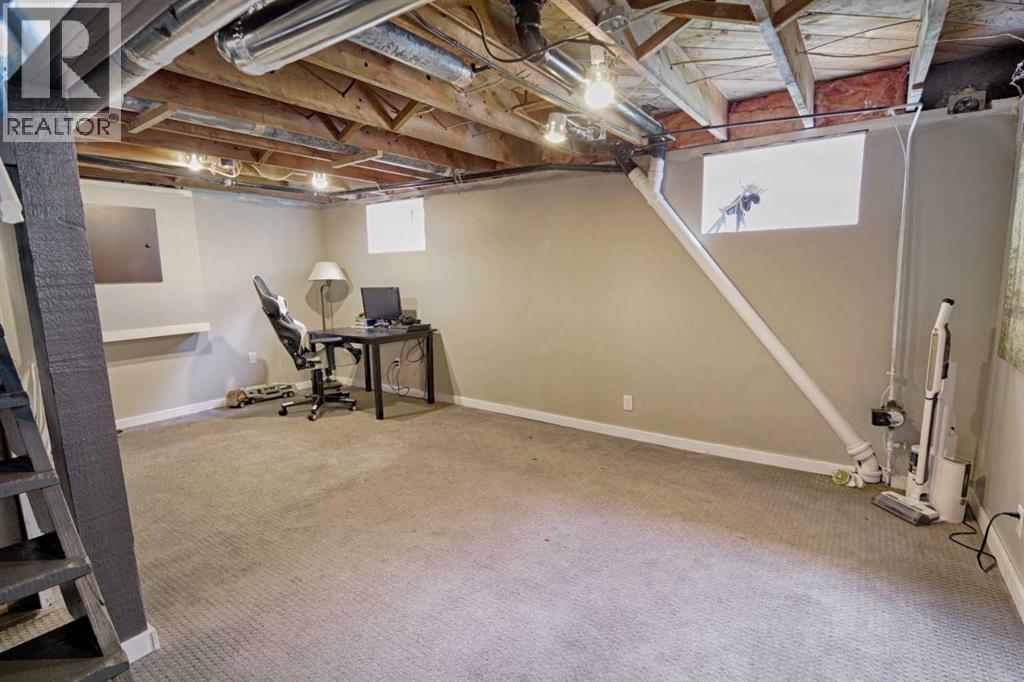 210 7 Street North - Photo 19