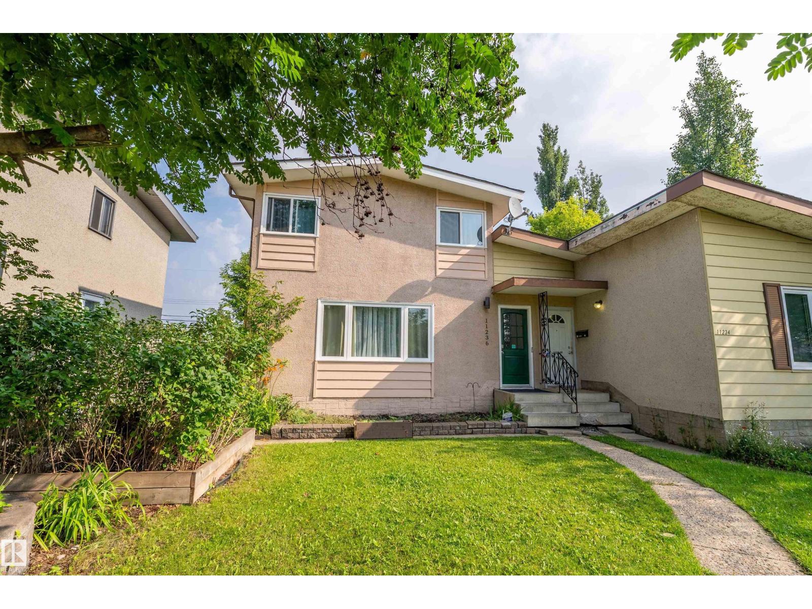 11236 40 AV NW, Royal Gardens (Edmonton), Edmonton photo 1