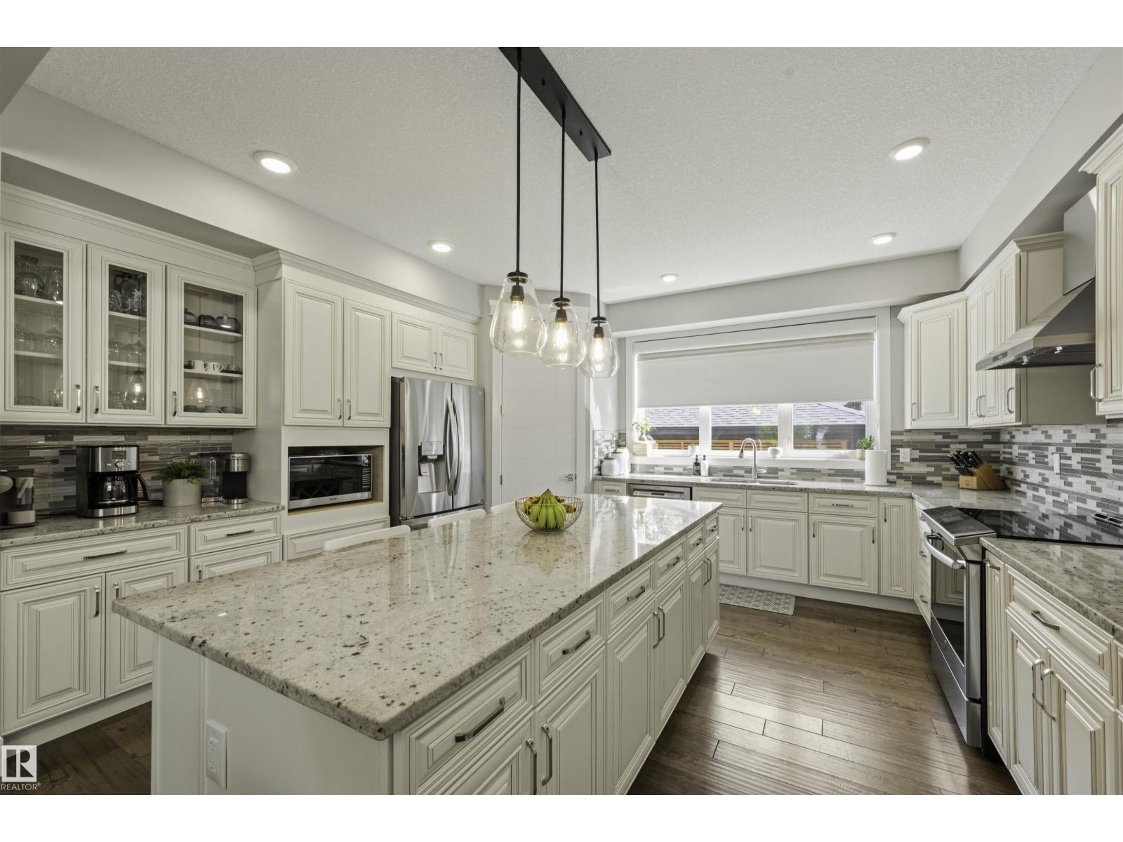 14605 78 AV NW - 11