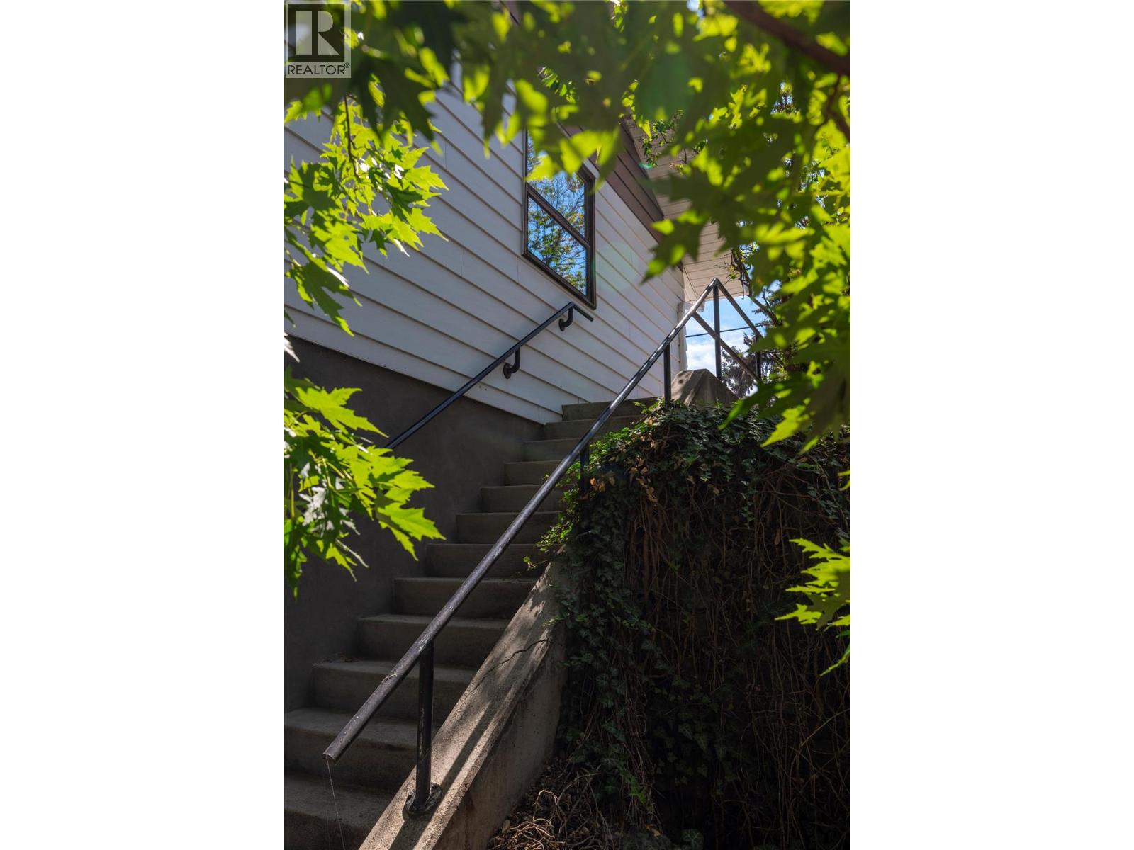 7315 Longacre Drive, Vernon