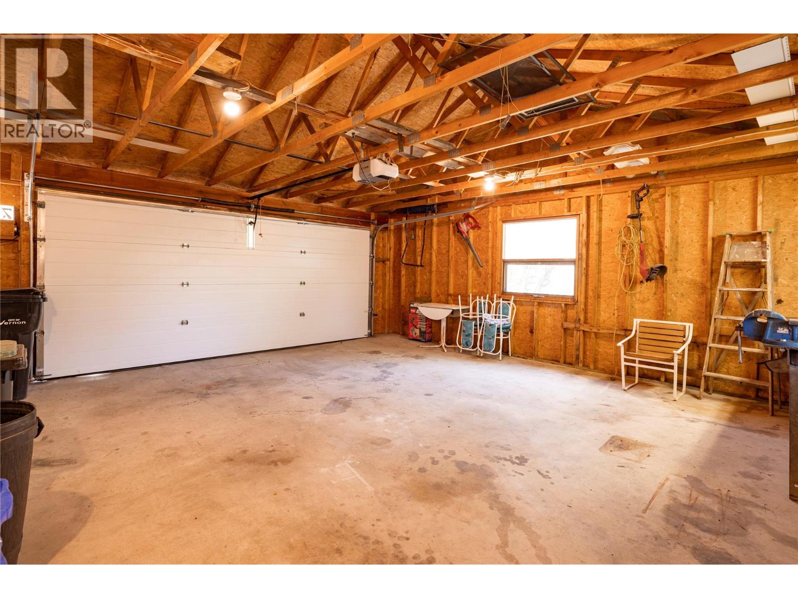 7315 Longacre Drive, Vernon