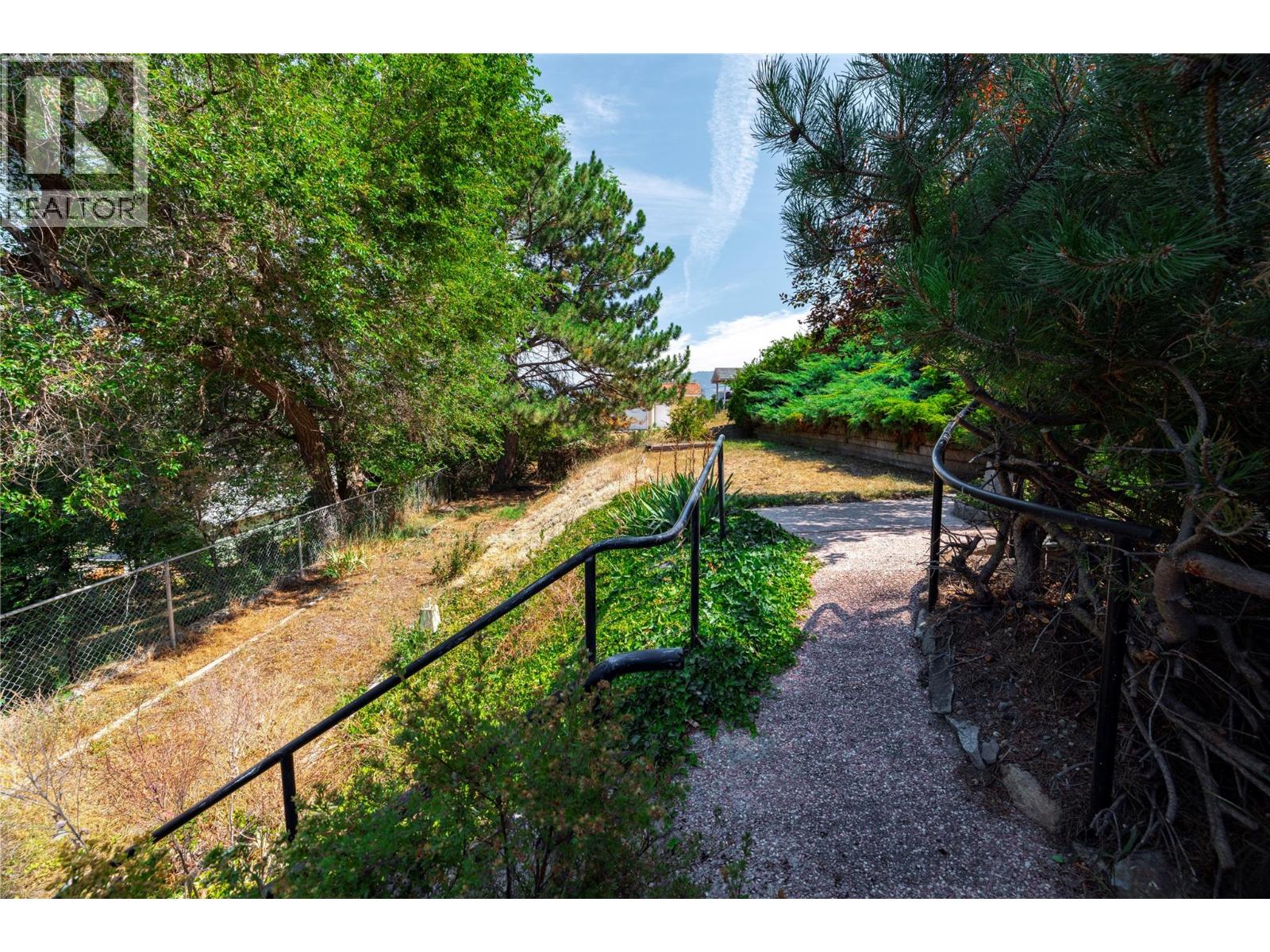 7315 Longacre Drive - 36