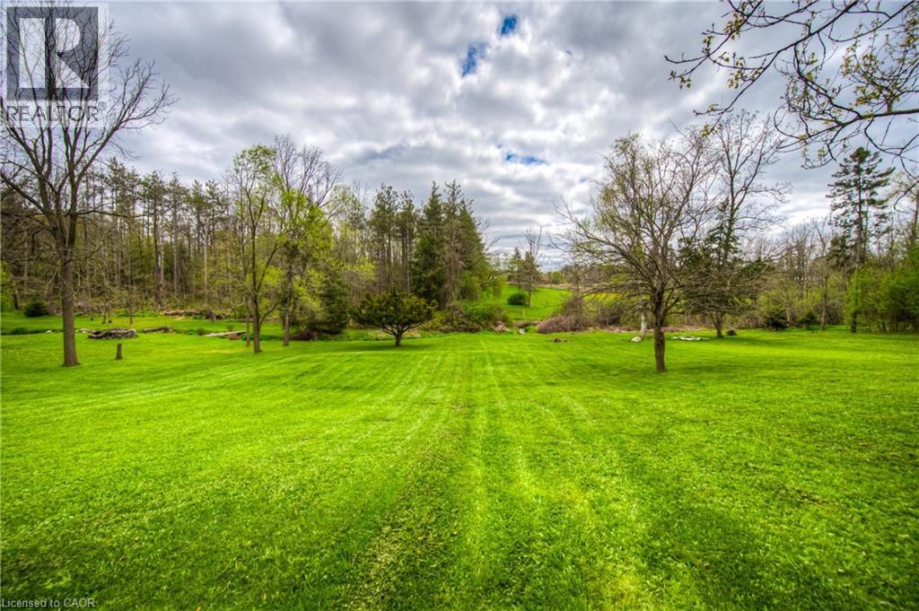 145 RIVERBANK Drive - 8