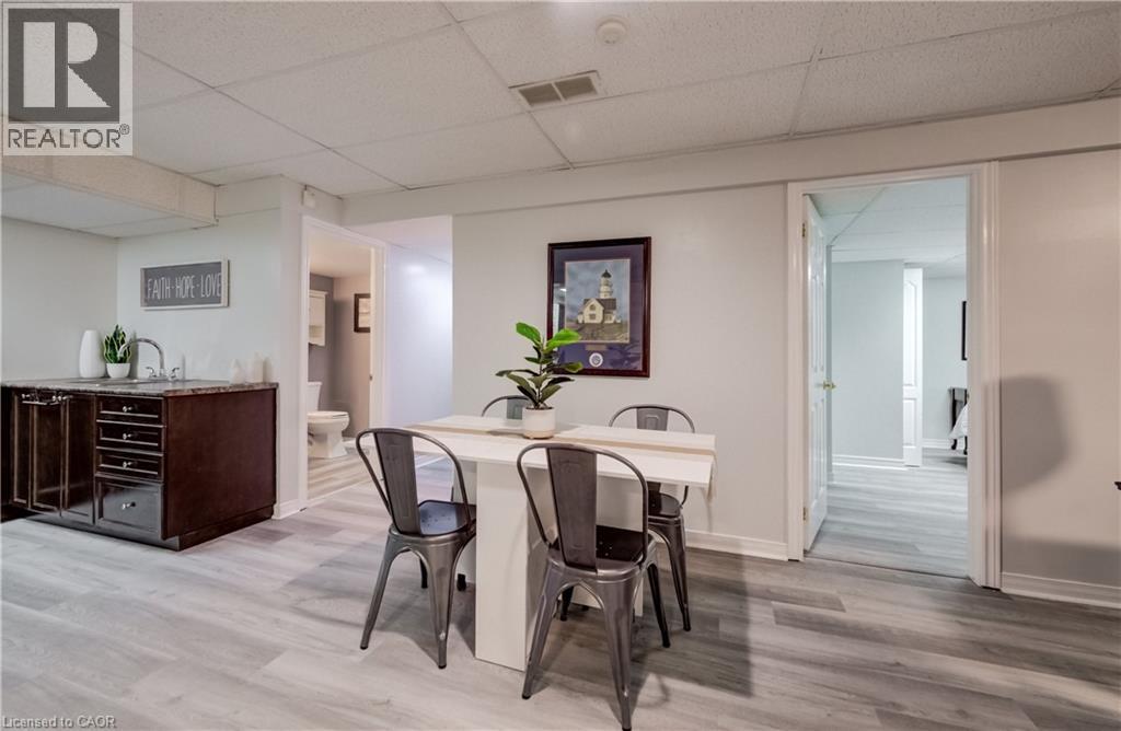 27 CHANDOS Drive - Image 28
