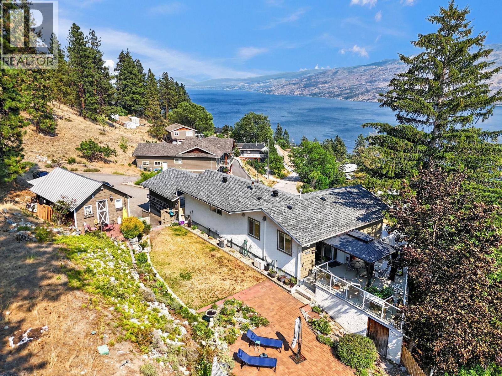 5868 MacGREGOR Road, Peachland