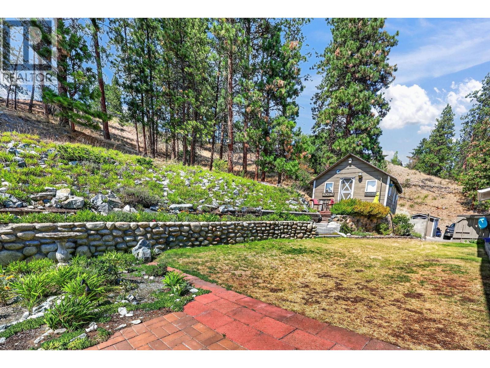 5868 MacGREGOR Road, Peachland