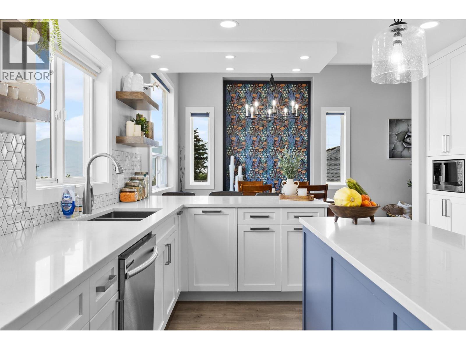  3271 Deer Ridge Court, West Kelowna