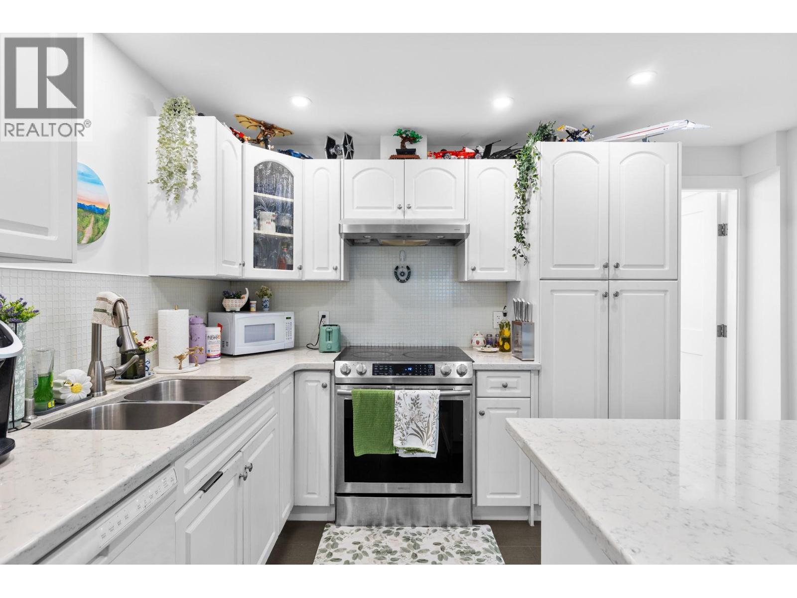  3271 Deer Ridge Court, West Kelowna