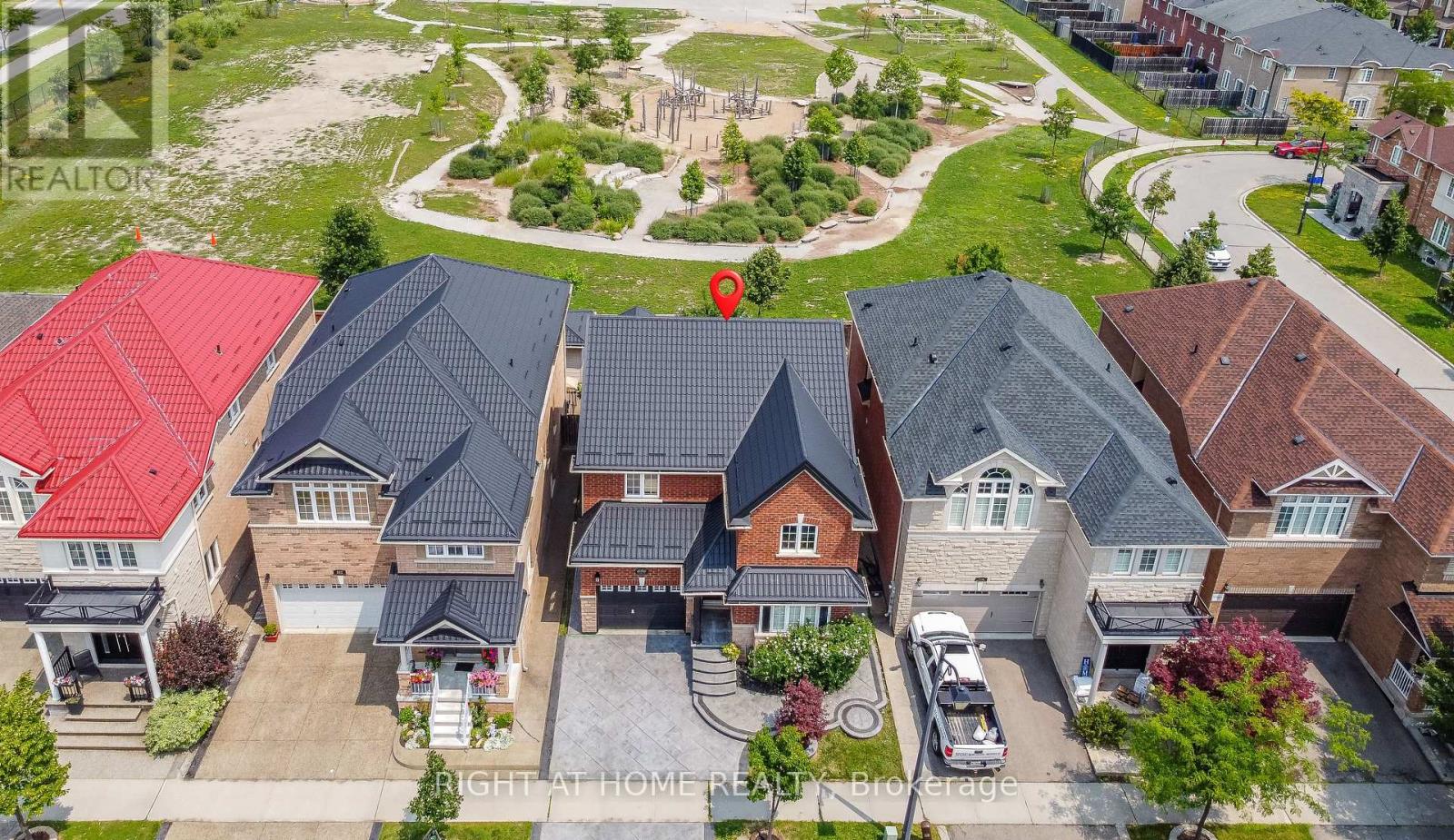 696 CALDWELL CRESCENT