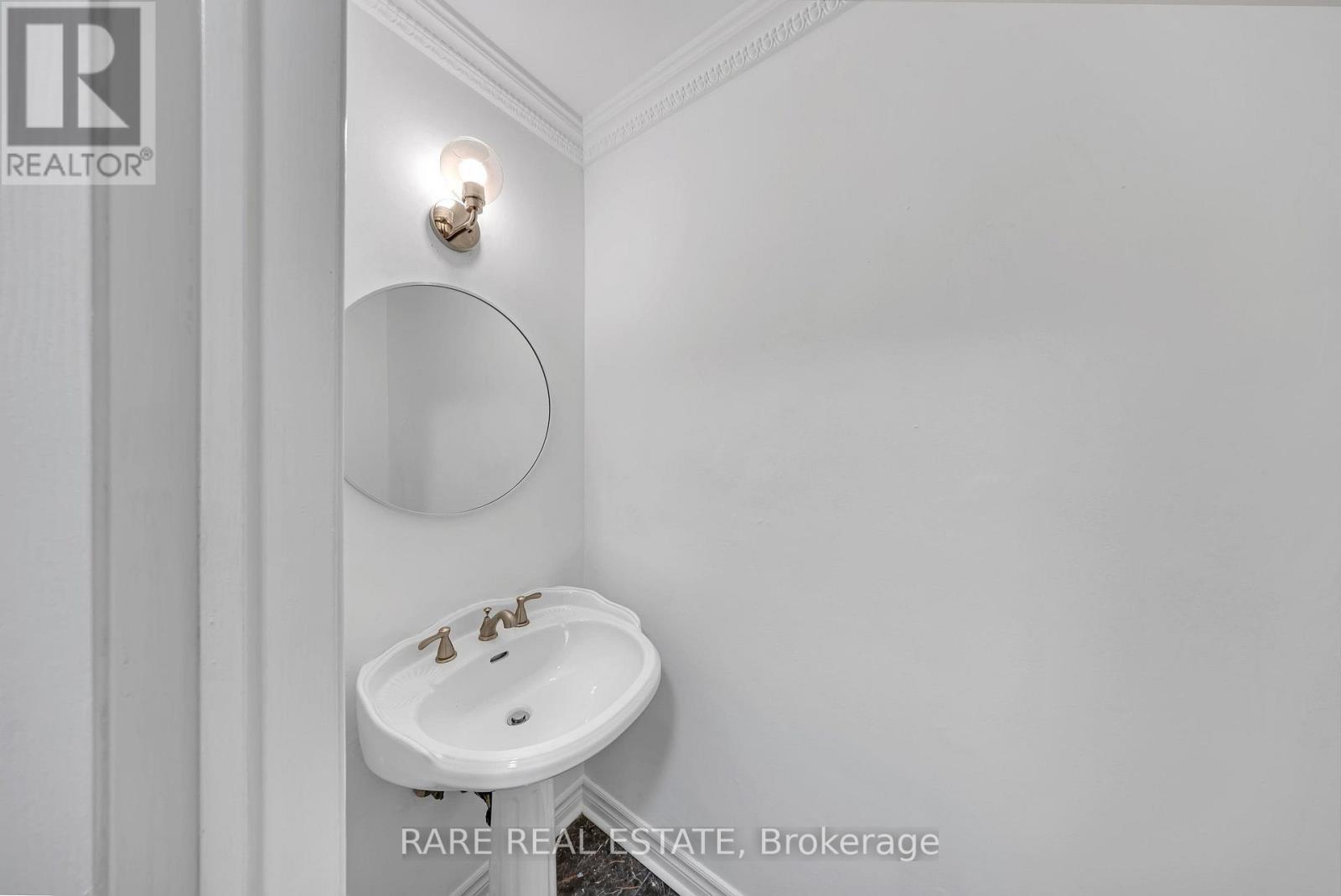 29 ABELARD AVENUE - 12