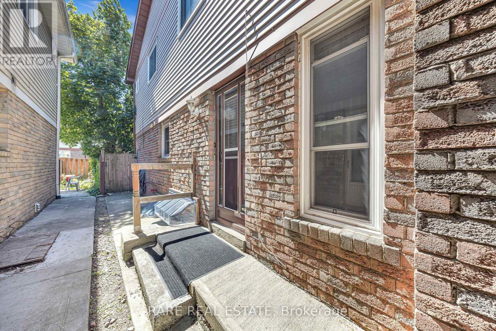 29 ABELARD AVENUE - 6