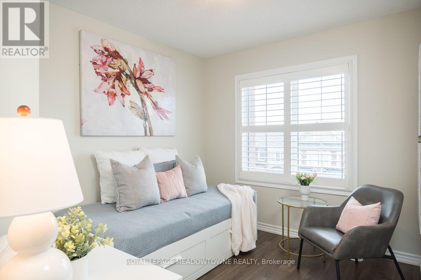 298 REIS PLACE - 31