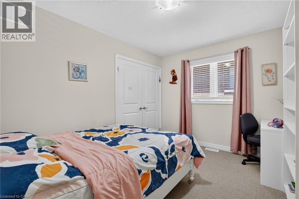 149 DENNIS Drive - 31