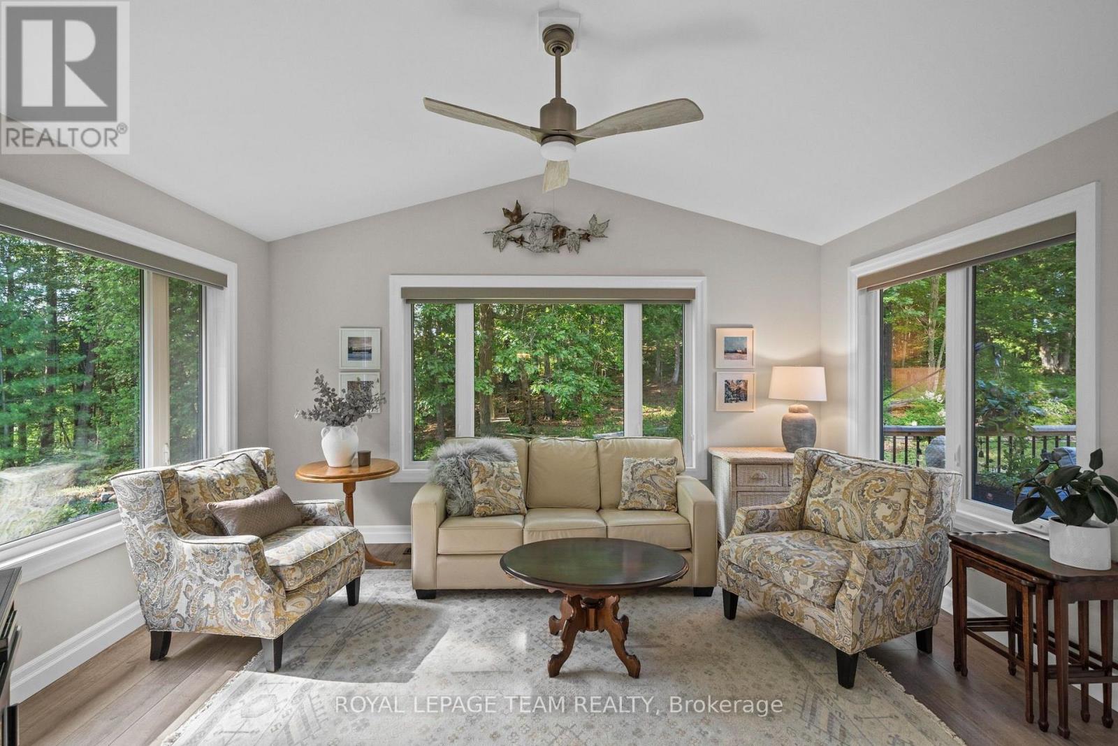 5 PEGGS LANE - Image 13