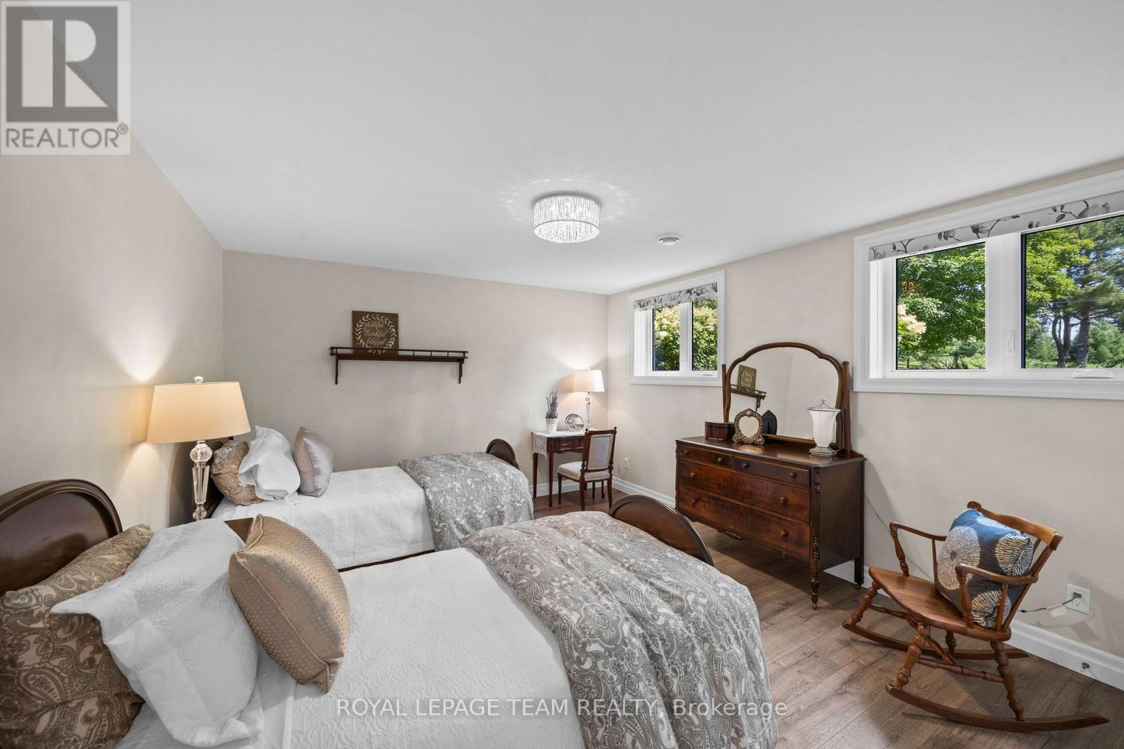 5 PEGGS LANE - Image 32