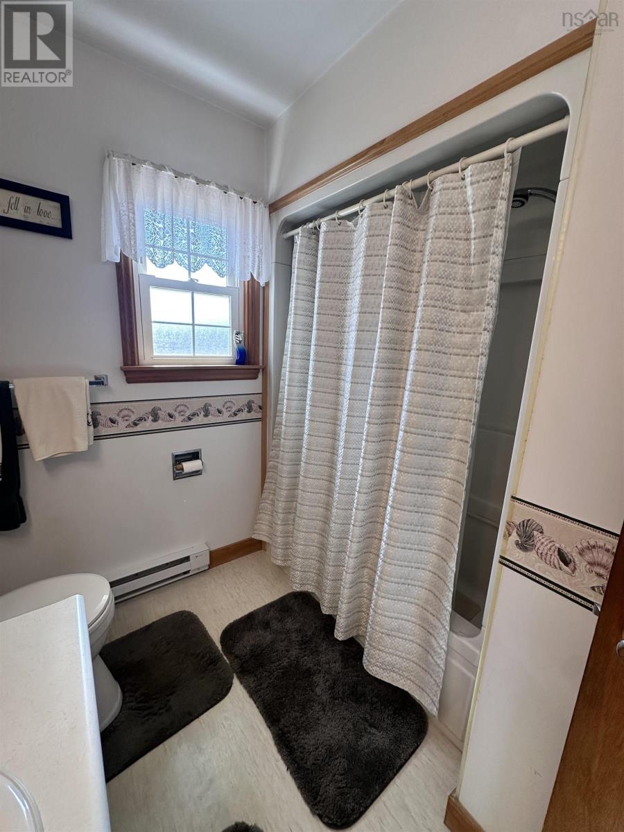 Property 20 of 30 of 46 Long Cove Road