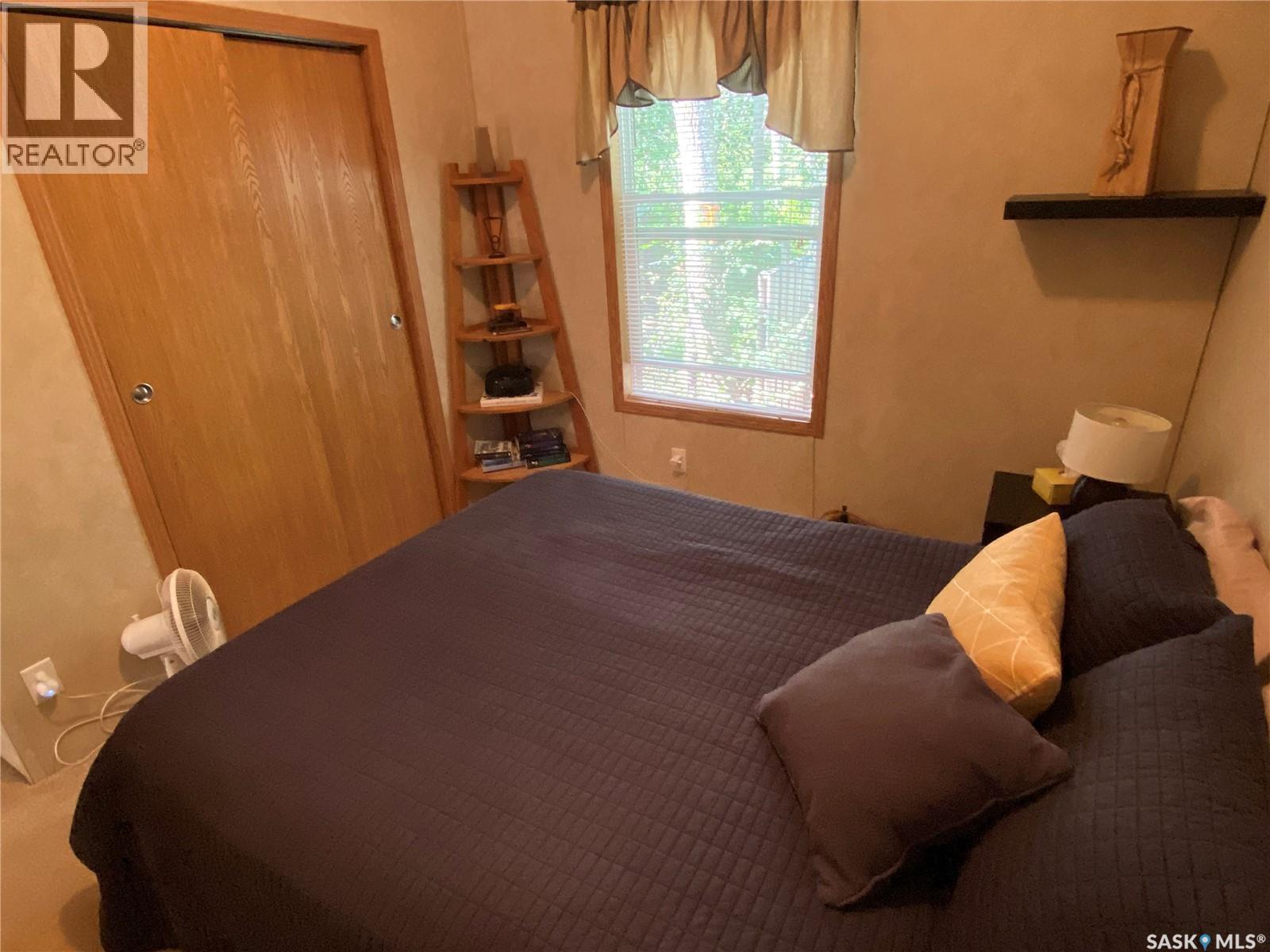 25-26 Eugene DRIVE - 13