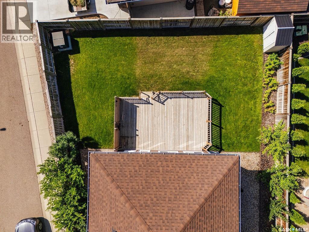 603 Pichler CRESCENT - Image 44