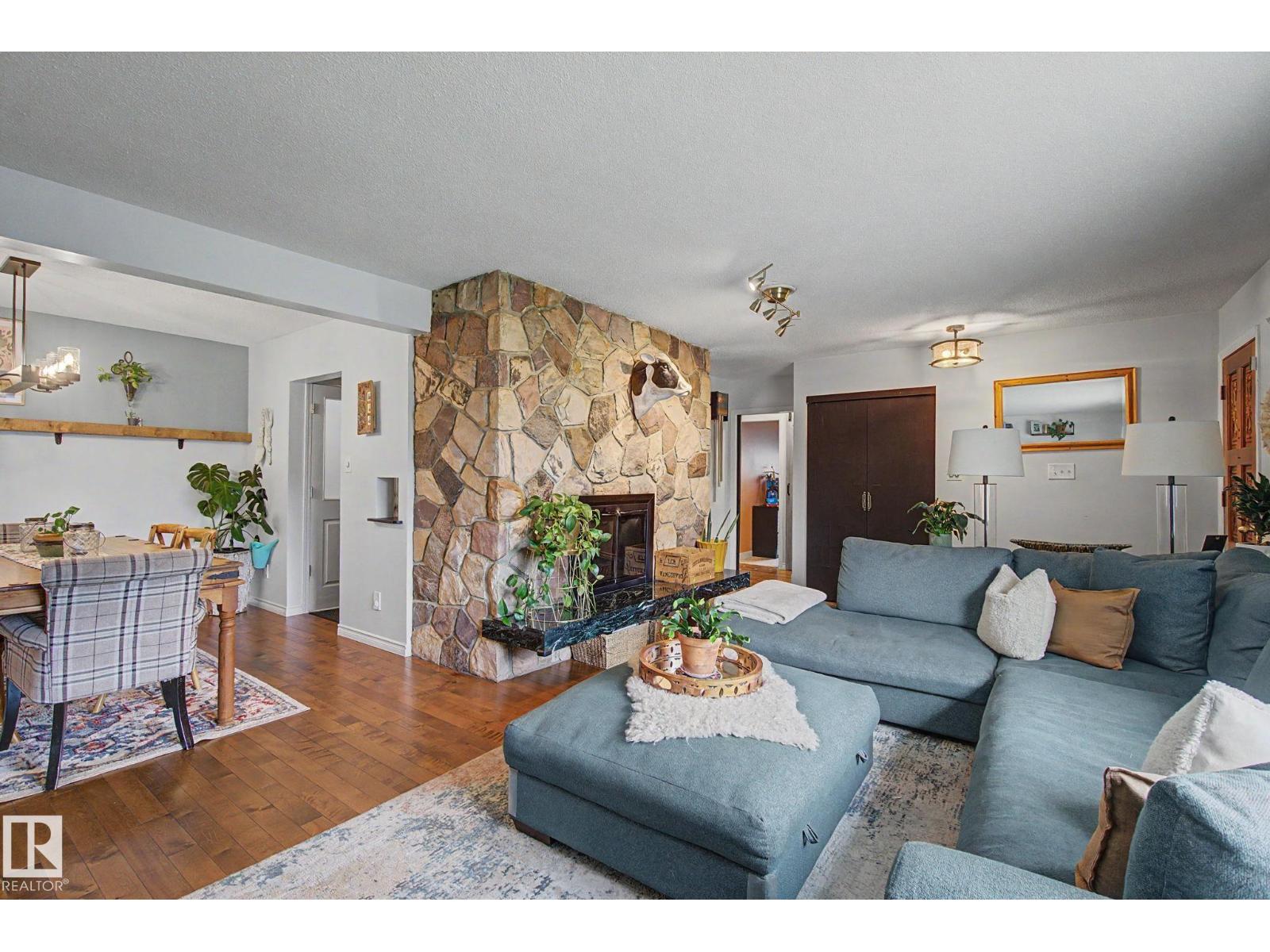 7712 159 ST NW, Patricia Heights, Edmonton photo 3