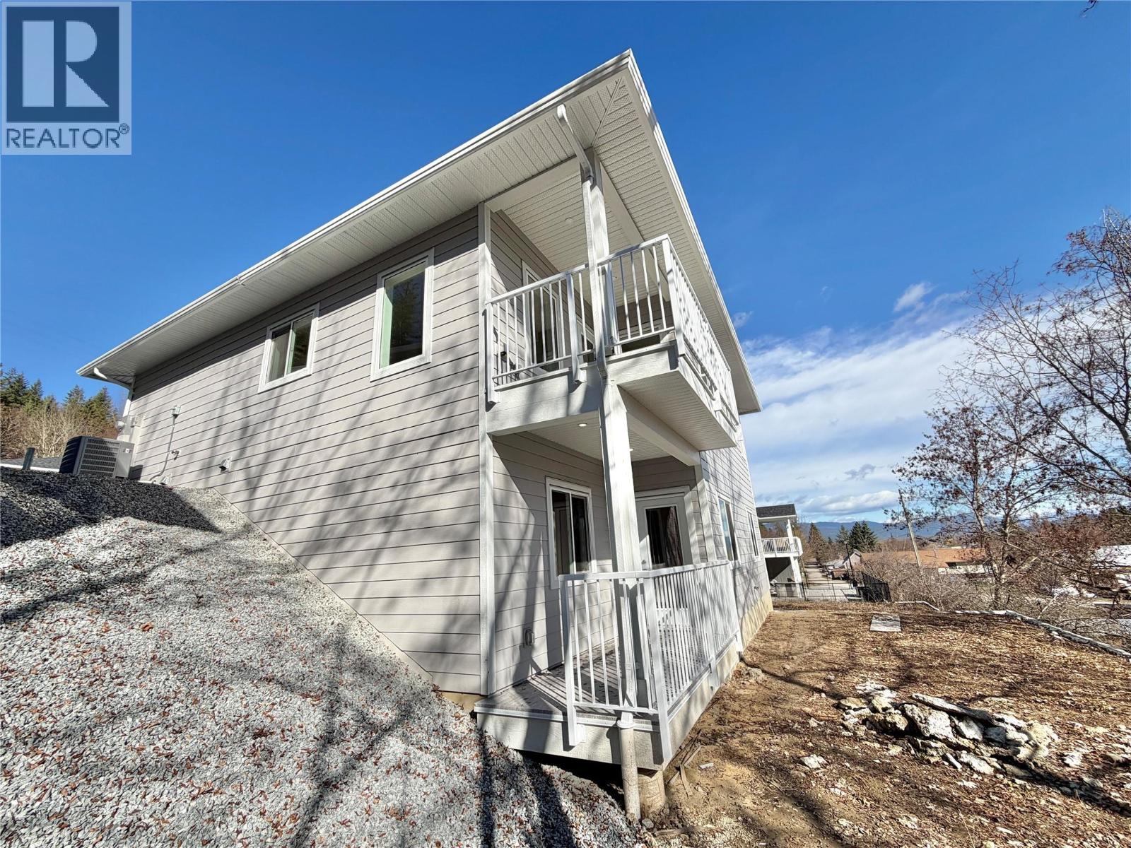 #103 806 Cliff Avenue - 3