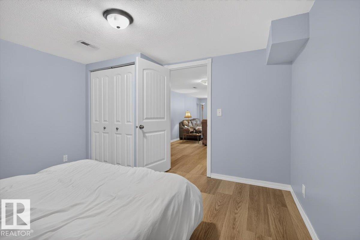 11934 43 ST NW - 31